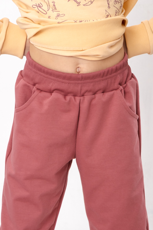 Костюм для дівчинки